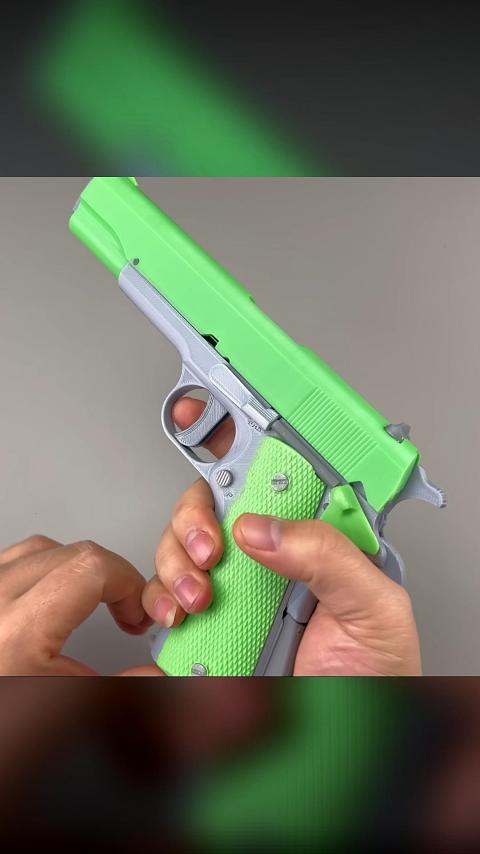 纯3D打印的仿真抛壳玩具枪M1911