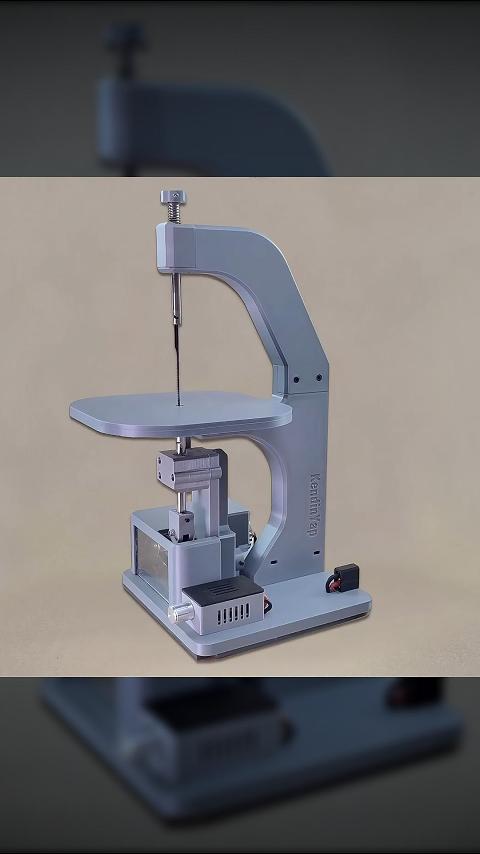 3D打印的迷你线锯机台