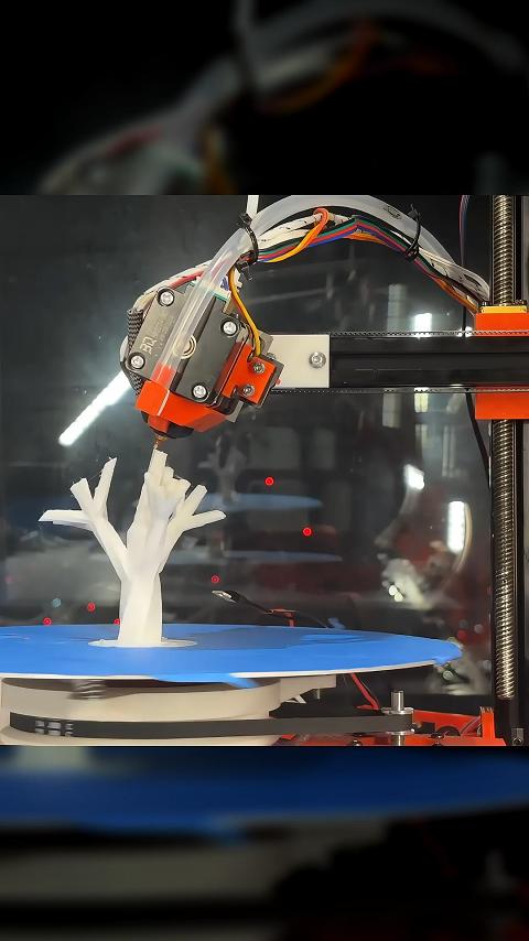 新型桌面级开源四轴3D打印机