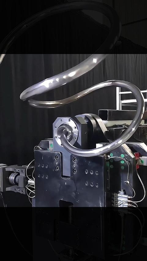 ‌3D自由曲面弯管工艺
