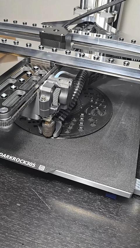 一款革命性的“飞行龙门架”3D打印机STōN-Wolf