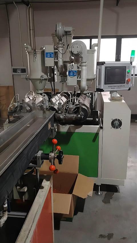 首条特种超高性能3D打印耗材生产线正式试产