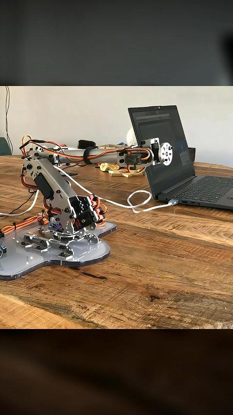 桌面级六轴机械臂即将爆改你的工作台