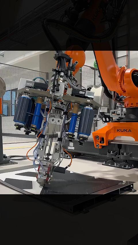 复合材料革命：从氢能容器到太空探索装备的轻量化科技突破