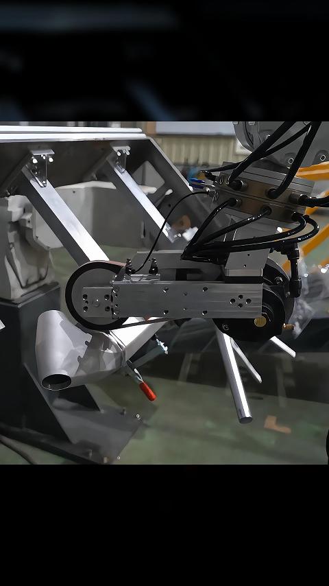 焊缝消失术！智能机器人“柔顺打磨”表面精加工工艺