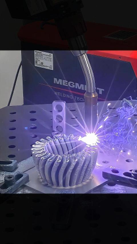 革命性焊接技术！麦格米特RDT冷金属高速伺服焊接