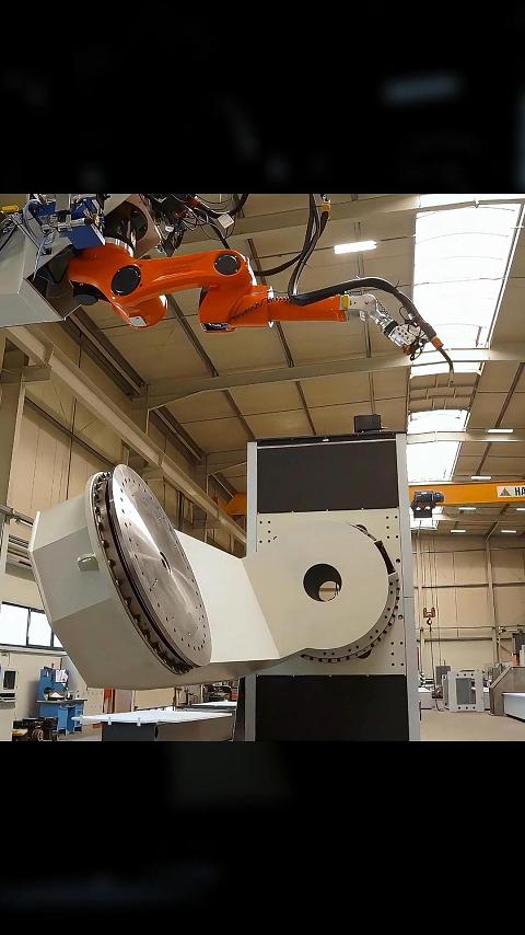 超级震撼！超大型结构焊接机器人工作站