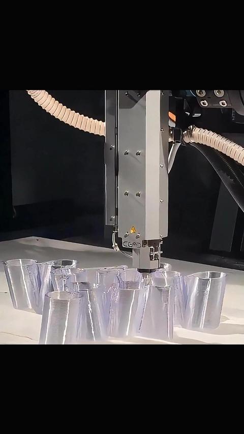 透明PETG雕塑桌：算法与自然的数字共舞