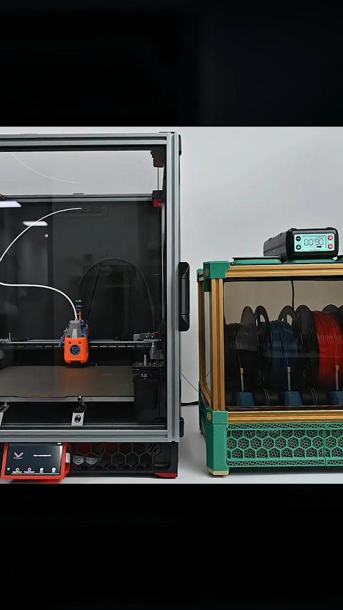 你以为他只会做电机？他却悄悄建起了完整的3D打印机开源生态