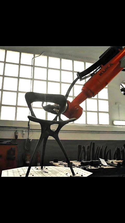 从数字到实体：看生成式AI与3D打印如何重塑设计闭环