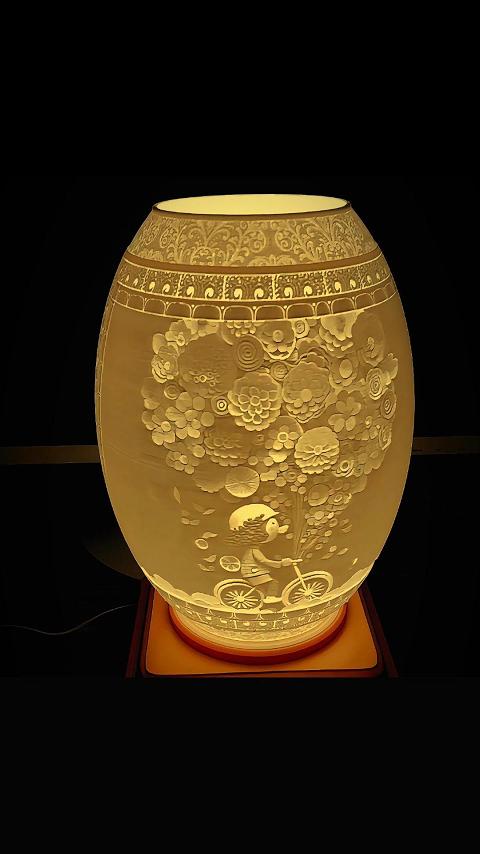 未来智造，由光开始！