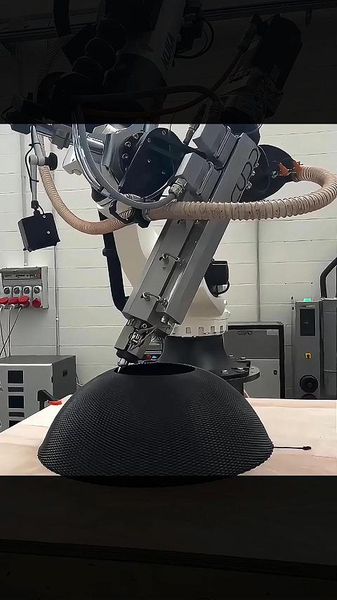 自由掌控路径 LFAM大幅面增材制造