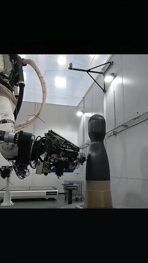 彻底颠覆传统！革命性六轴连续纤维3D打印智造平台