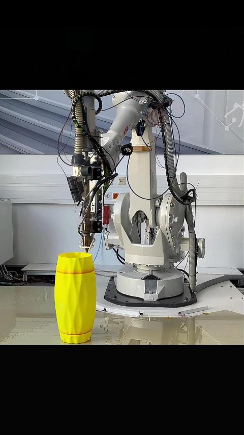 五轴机械臂颗粒混色3D打印